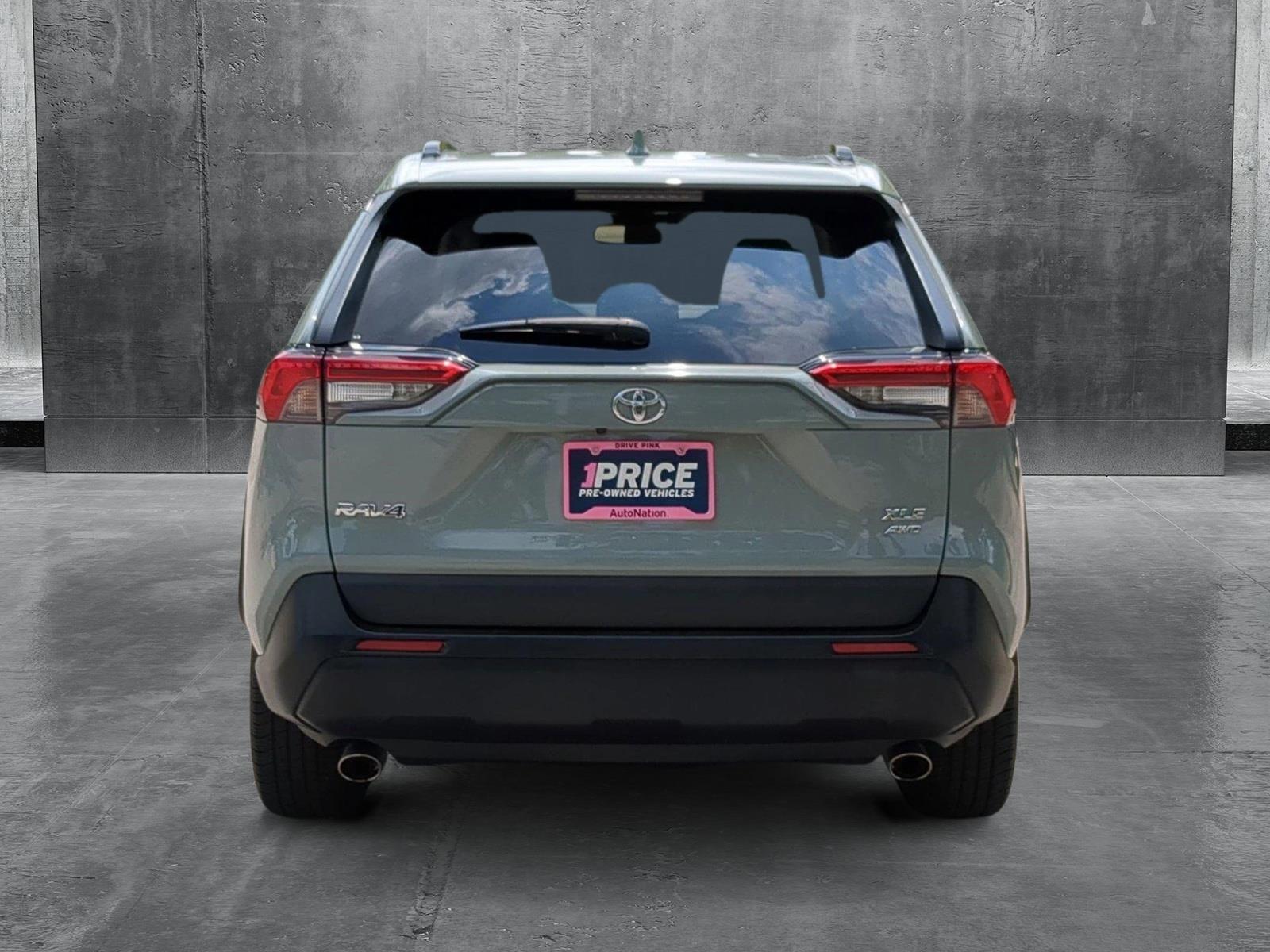 2020 Toyota RAV4 Vehicle Photo in West Palm Beach, FL 33417