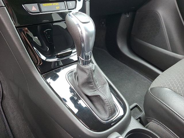 2022 Buick Encore Vehicle Photo in TREVOSE, PA 19053-4984