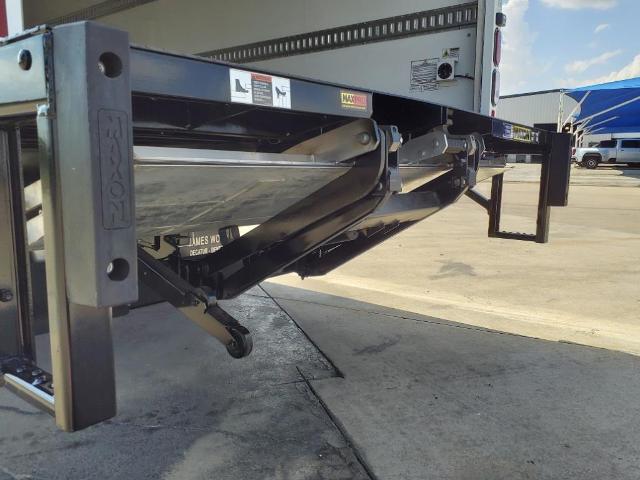 2024 Isuzu 4500 Vehicle Photo in Denton, TX 76205