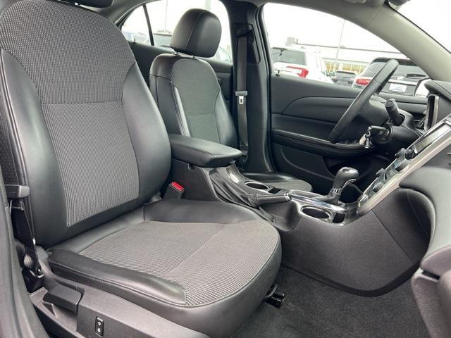 2015 Chevrolet Malibu Vehicle Photo in GREEN BAY, WI 54304-5303