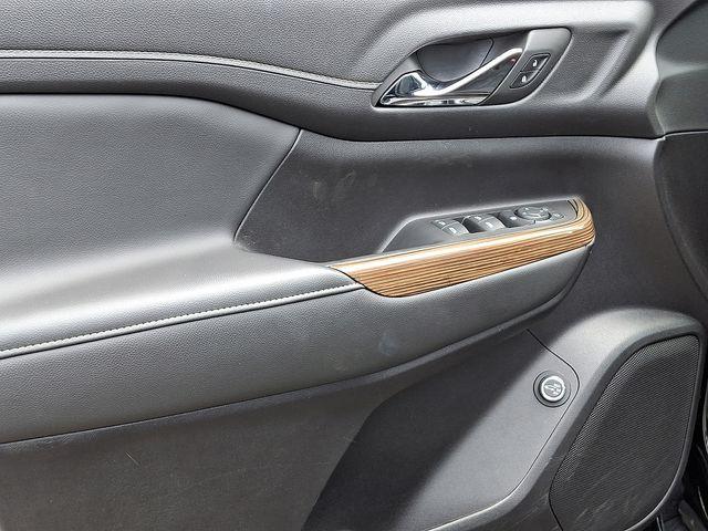 2023 GMC Acadia Vehicle Photo in DANBURY, CT 06810-5034
