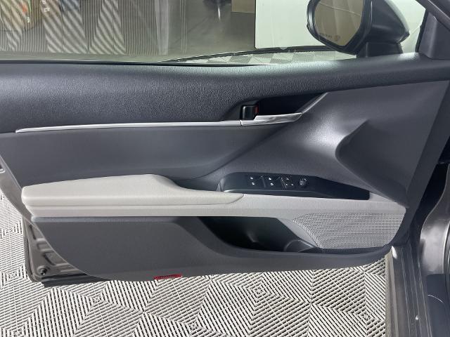 2020 Toyota Camry Vehicle Photo in GILBERT, AZ 85297-0402