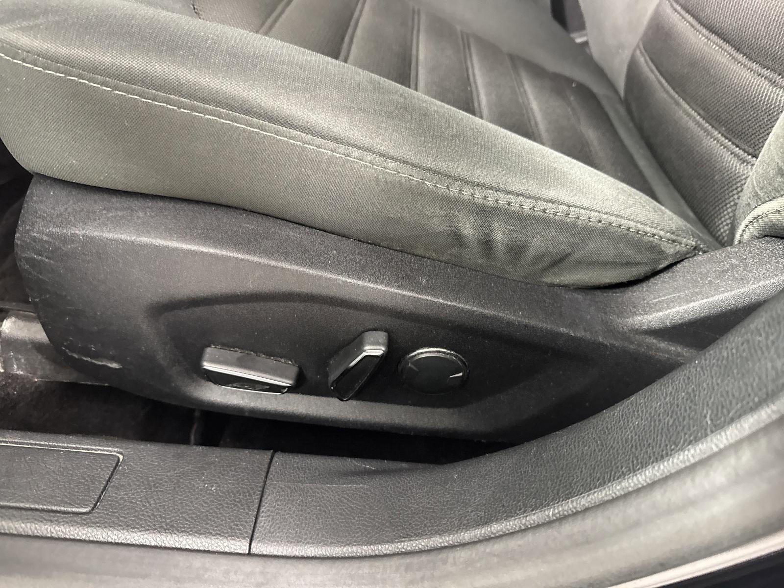 2017 Ford Fusion Vehicle Photo in GEORGETOWN, TX 78626-7508
