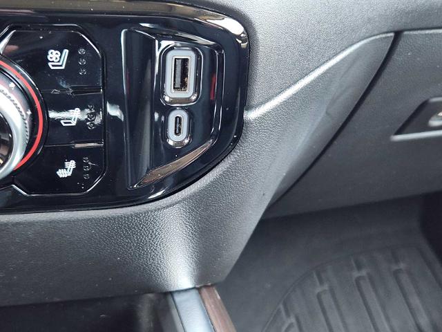 2023 GMC Sierra 1500 Vehicle Photo in DENTON, TX 76210-9321