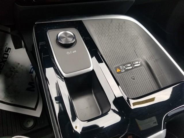 2025 Buick Enclave Vehicle Photo in ELYRIA, OH 44035-6349