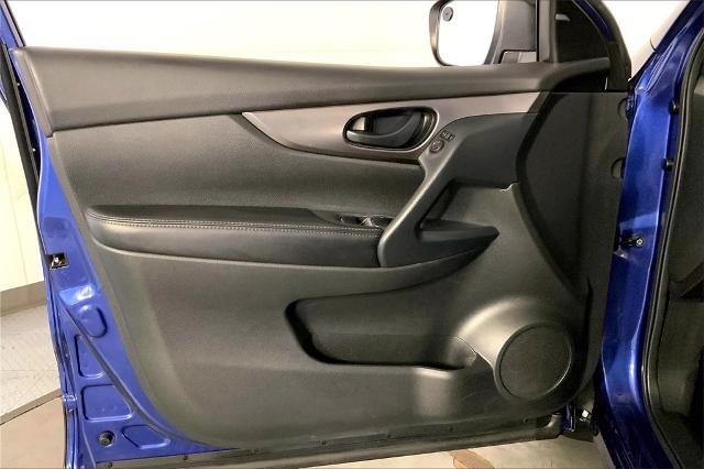2020 Nissan Rogue Sport Vehicle Photo in Lees Summit, MO 64086