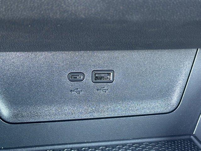 2025 Chevrolet Equinox Vehicle Photo in DALLAS, TX 75244-5909