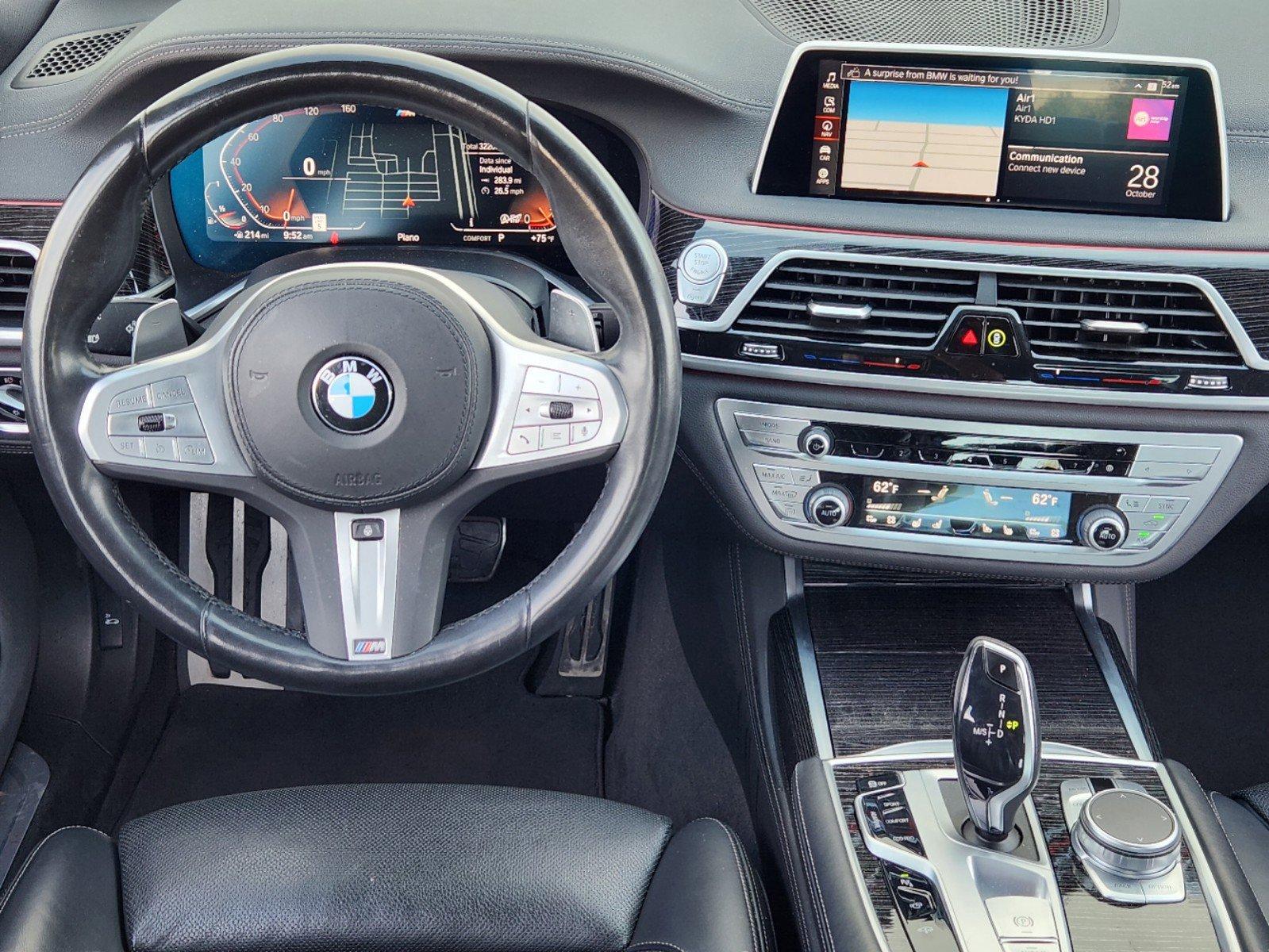 2022 BMW 740i Vehicle Photo in PLANO, TX 75024