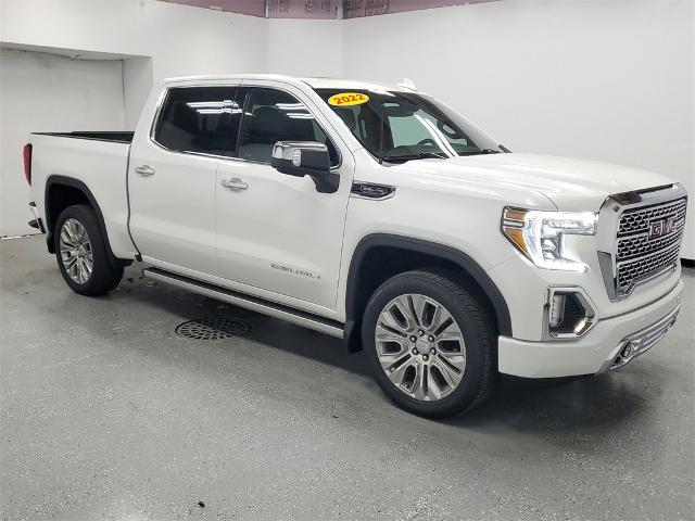 Used 2022 GMC Sierra 1500 Limited Denali with VIN 3GTU9FED8NG203632 for sale in Saginaw, MI