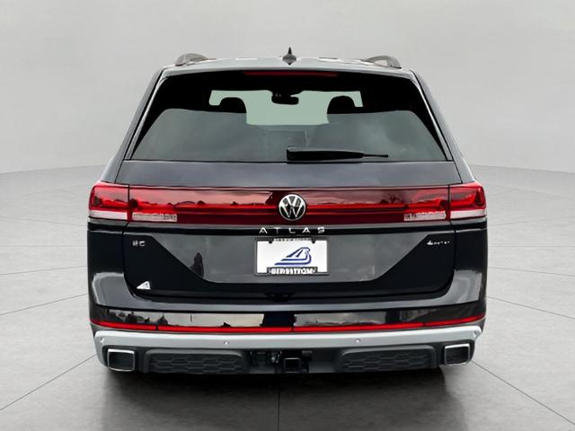 2025 Volkswagen Atlas Vehicle Photo in Oshkosh, WI 54904