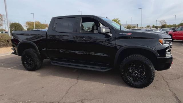 2024 Chevrolet Silverado 1500 Vehicle Photo in GOODYEAR, AZ 85338-1310