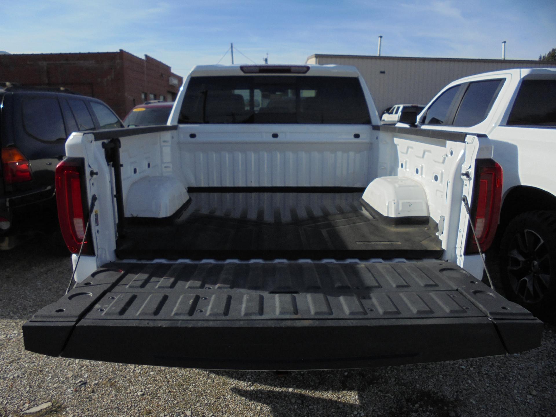 2021 GMC Sierra 1500 SLT photo 8