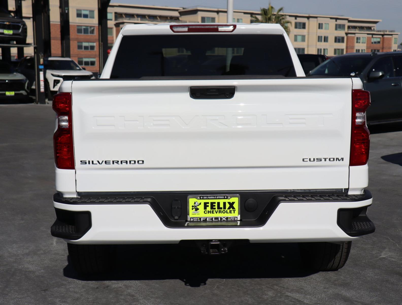 2025 Chevrolet Silverado 1500 Vehicle Photo in LOS ANGELES, CA 90007-3794