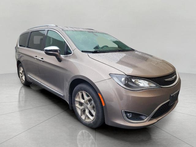 2017 Chrysler Pacifica Vehicle Photo in Appleton, WI 54913