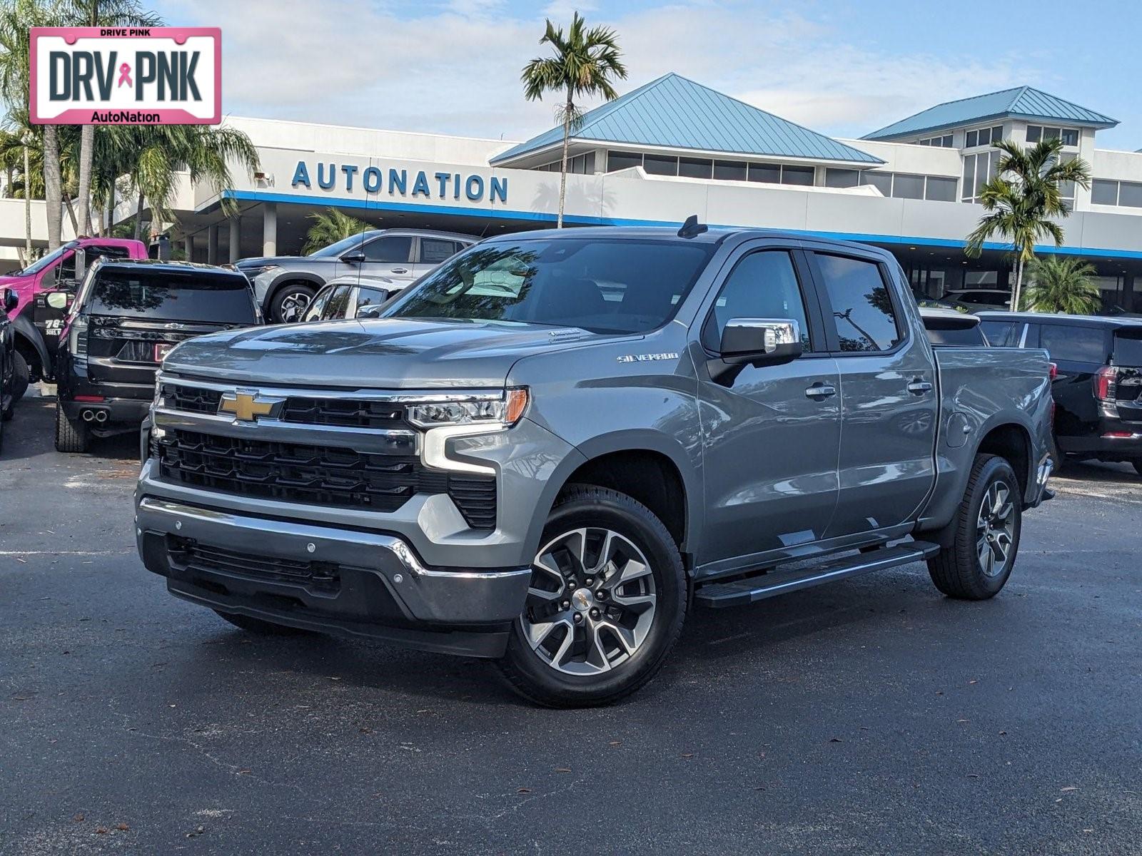 2025 Chevrolet Silverado 1500 Vehicle Photo in GREENACRES, FL 33463-3207