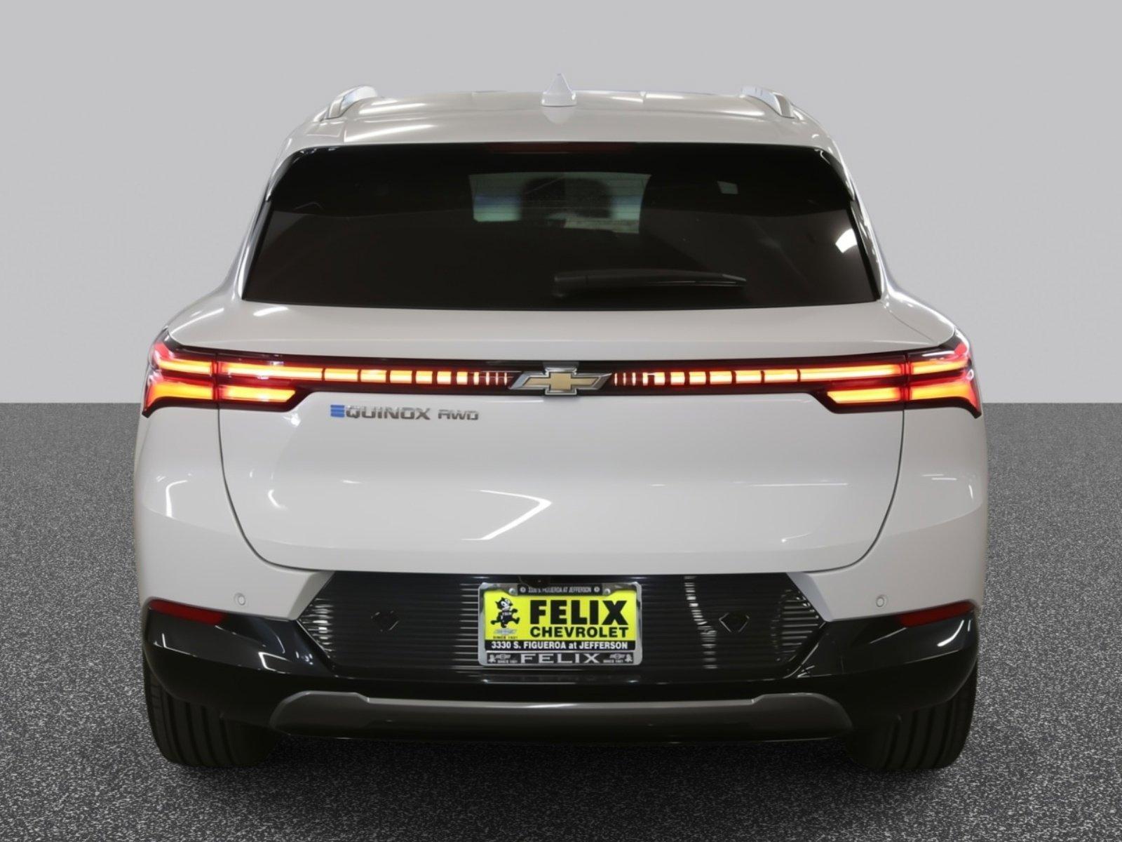 2025 Chevrolet Equinox EV Vehicle Photo in LOS ANGELES, CA 90007-3794