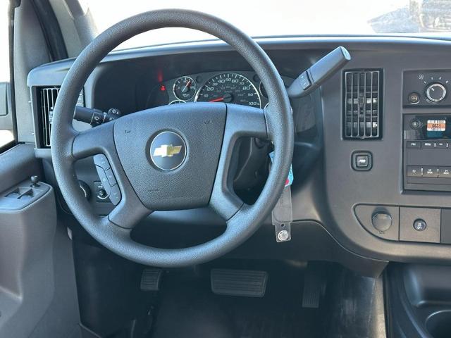 2024 Chevrolet Express Cargo 2500 Vehicle Photo in COLUMBIA, MO 65203-3903