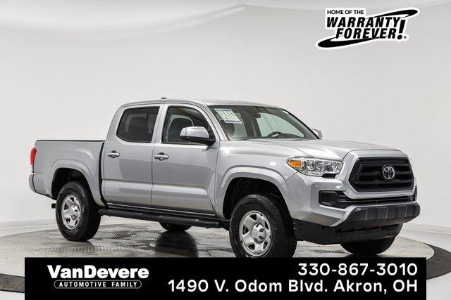 2022 Toyota Tacoma 4WD Vehicle Photo in AKRON, OH 44320-4088