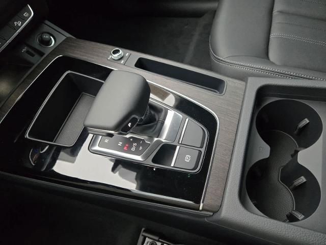 2025 Audi Q5 Vehicle Photo in SUGAR LAND, TX 77478