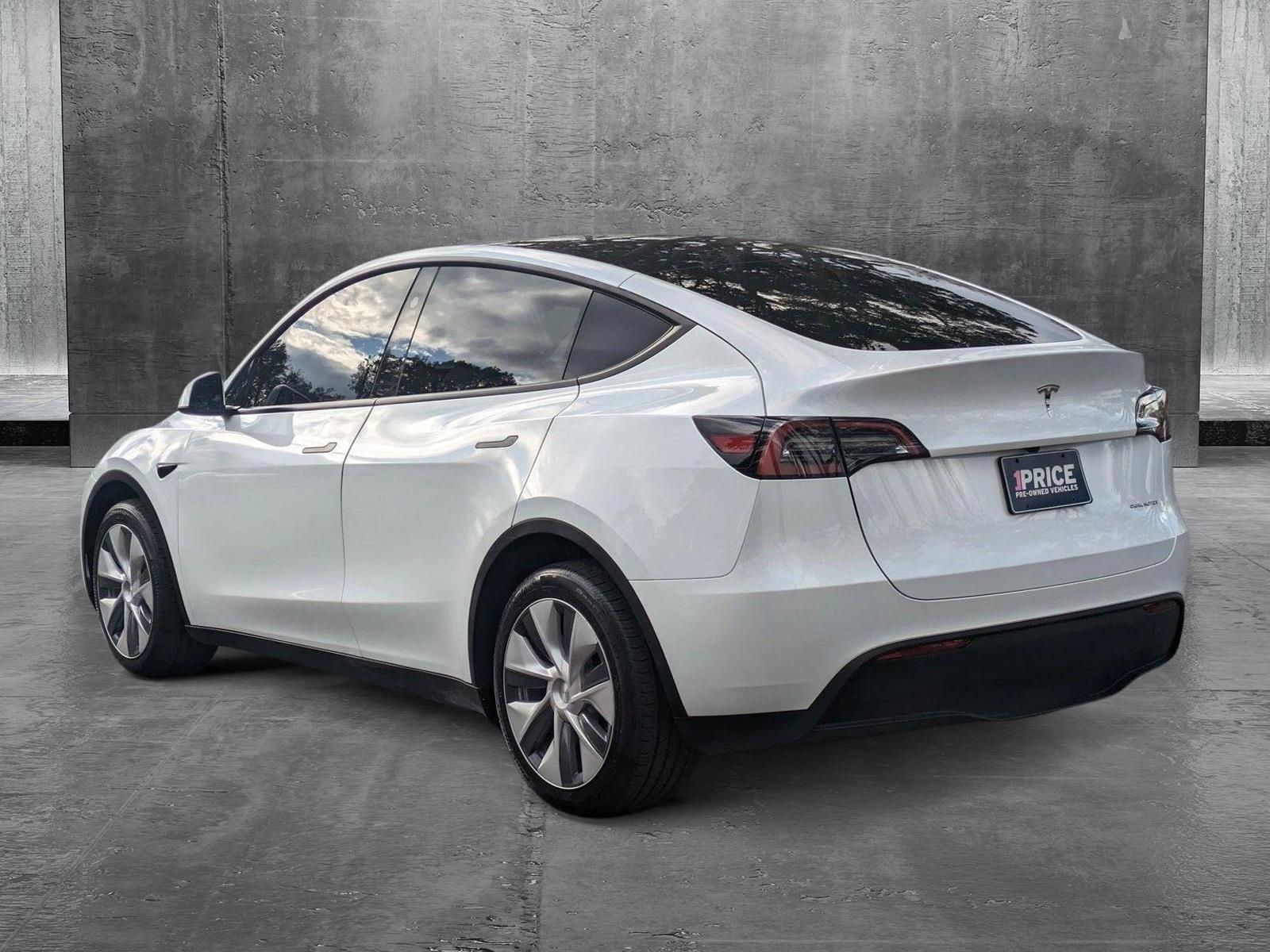 2023 Tesla Model Y Vehicle Photo in GREENACRES, FL 33463-3207