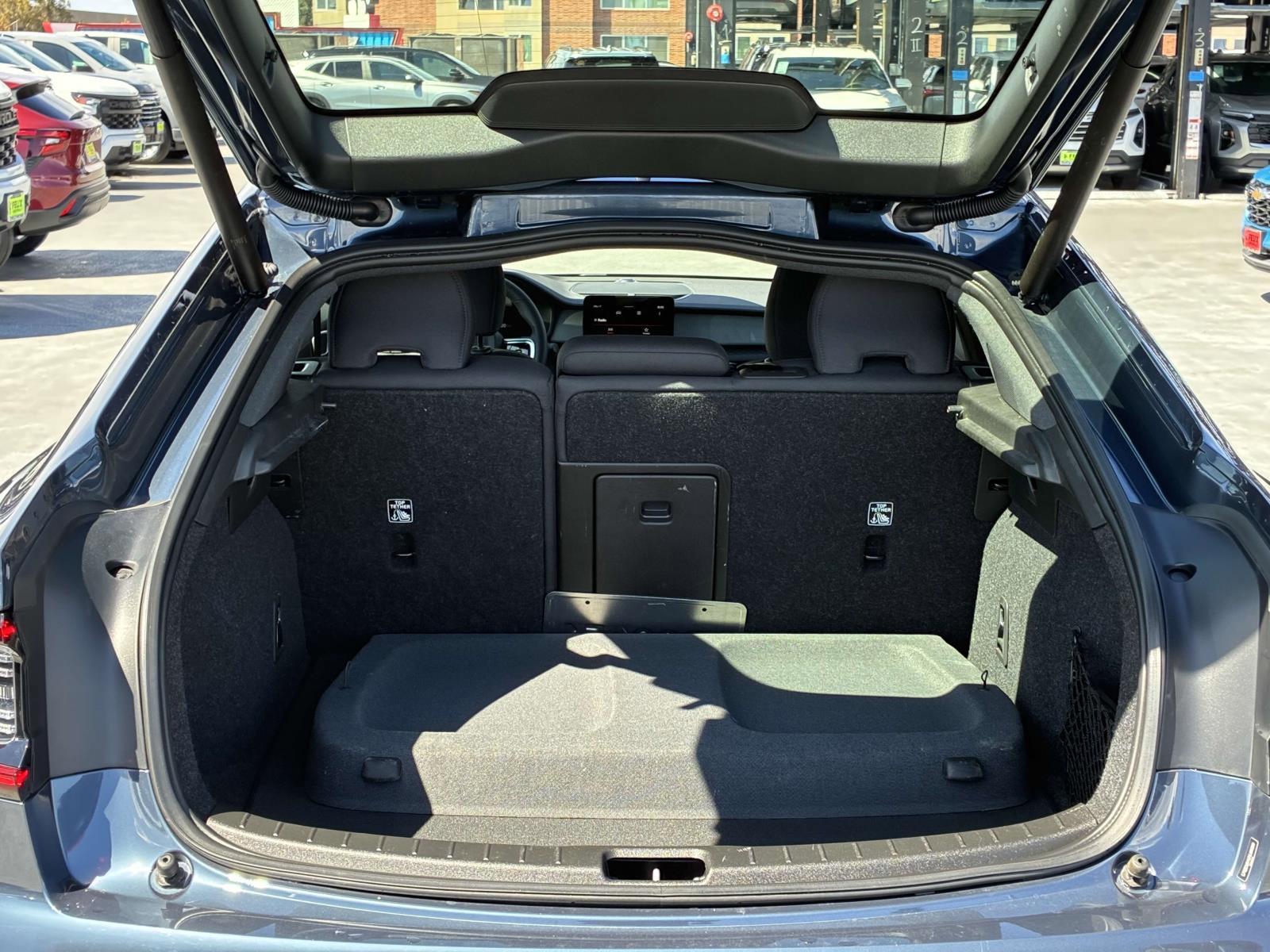 2022 Polestar 2 Vehicle Photo in LOS ANGELES, CA 90007-3794