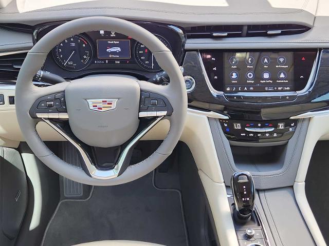 2025 Cadillac XT6 Vehicle Photo in HOUSTON, TX 77079