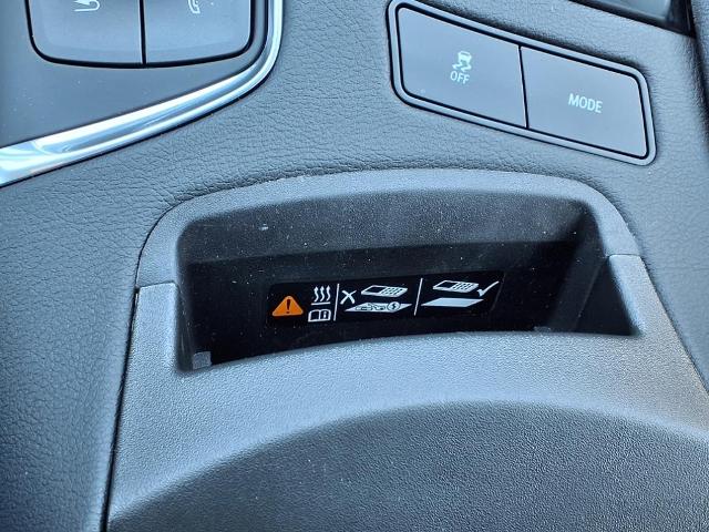 2025 Cadillac XT6 Vehicle Photo in Denton, TX 76205