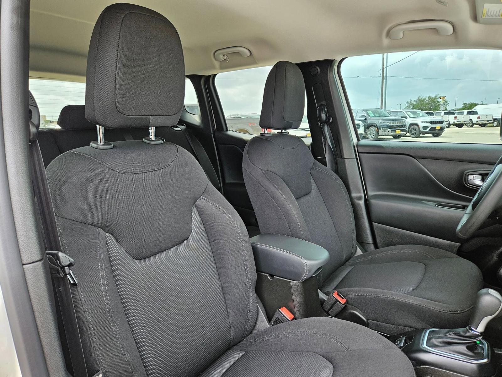 2023 Jeep Renegade Vehicle Photo in Seguin, TX 78155