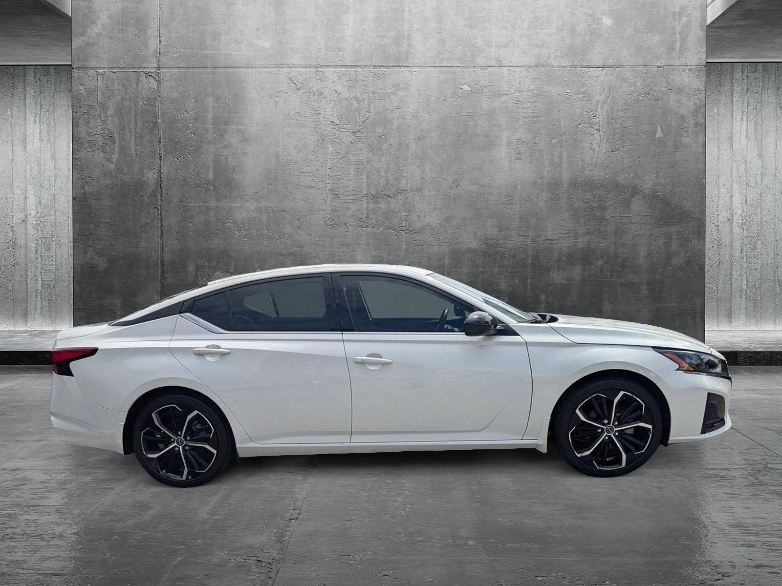 2024 Nissan Altima Vehicle Photo in Miami, FL 33135