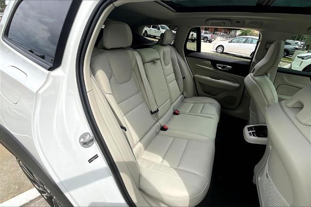 2025 Volvo V60 Cross Country Vehicle Photo in Houston, TX 77007