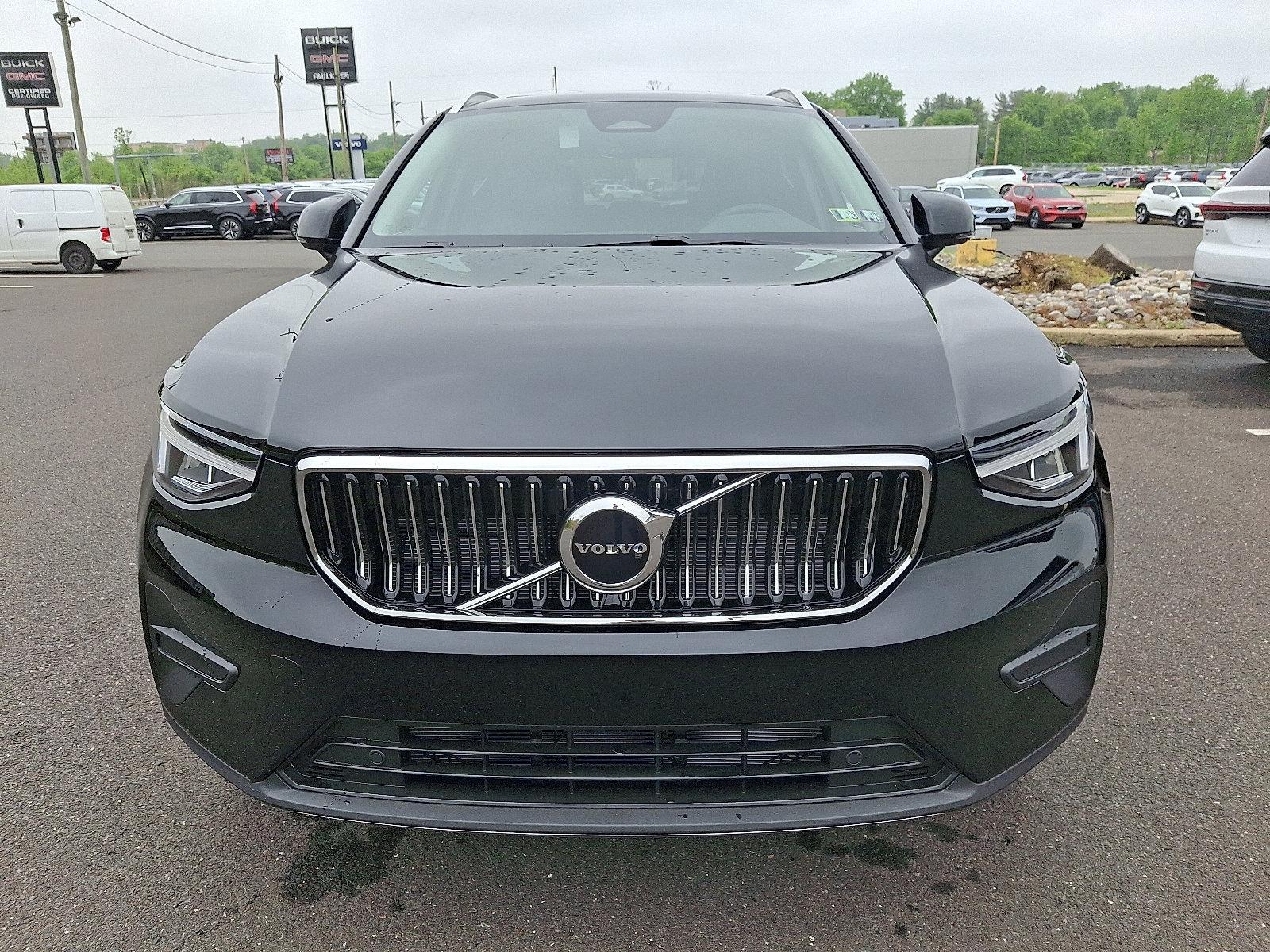 2025 Volvo XC40 Vehicle Photo in Trevose, PA 19053