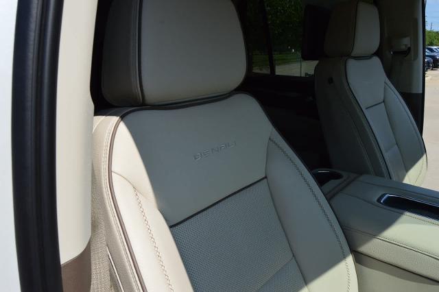 2023 GMC Yukon Vehicle Photo in Houston, TX 77090