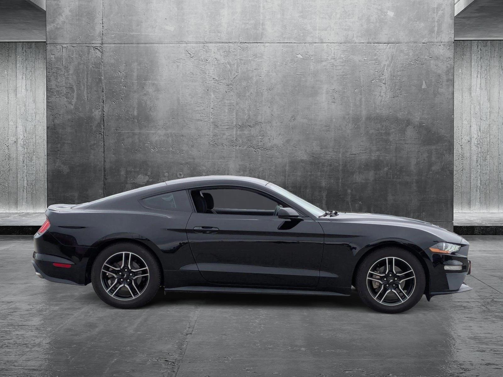 2018 Ford Mustang Vehicle Photo in Valencia, CA 91355