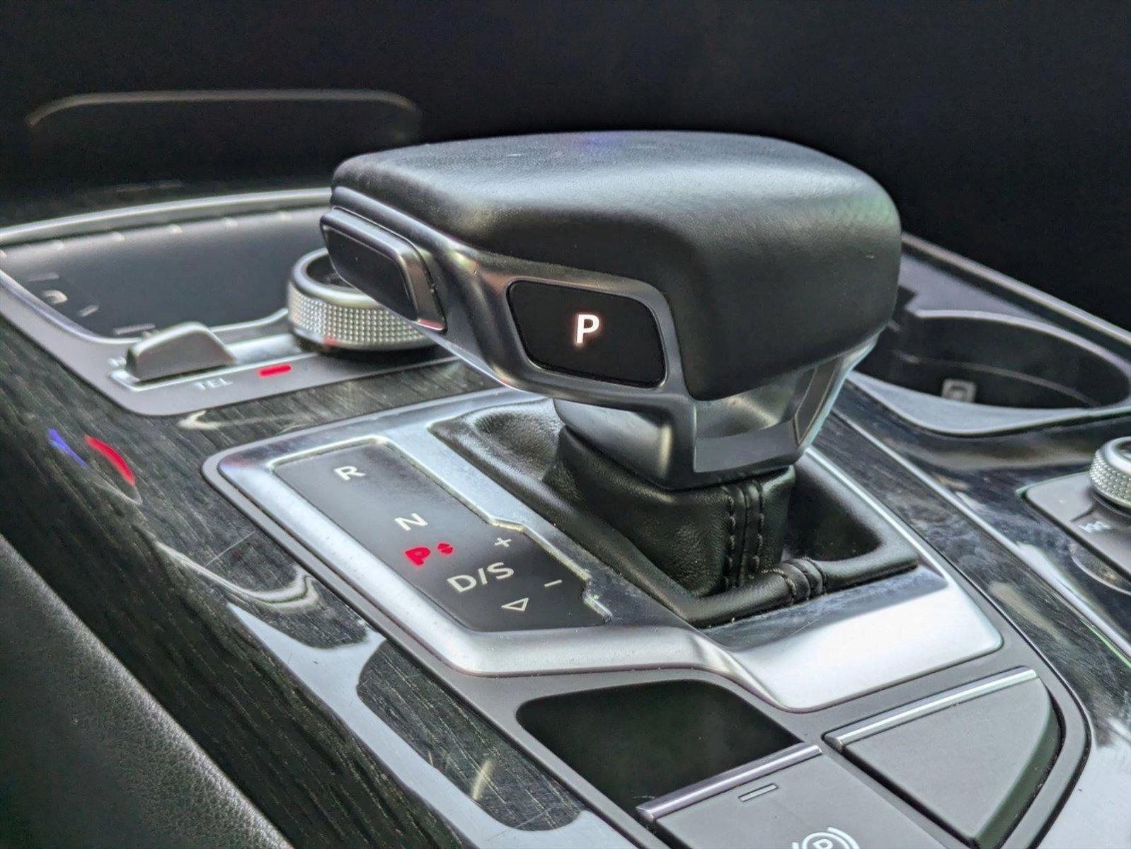 2017 Audi Q7 Vehicle Photo in Tampa, FL 33614