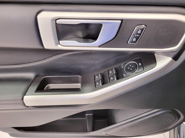 2023 Ford Explorer Vehicle Photo in Neenah, WI 54956