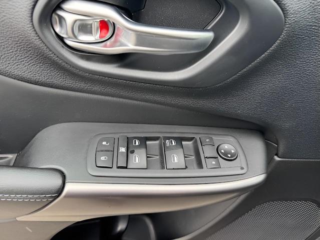 2019 Jeep Cherokee Vehicle Photo in Green Bay, WI 54304