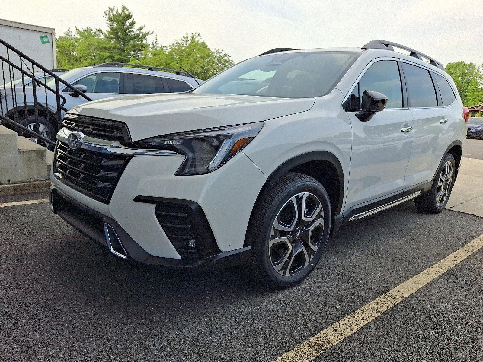 2025 Subaru Ascent Vehicle Photo in Easton, PA 18045