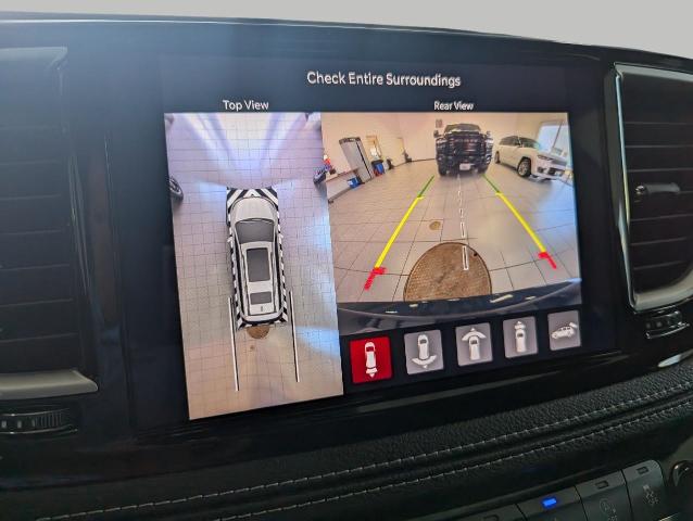2025 Chrysler Pacifica Vehicle Photo in Oshkosh, WI 54901
