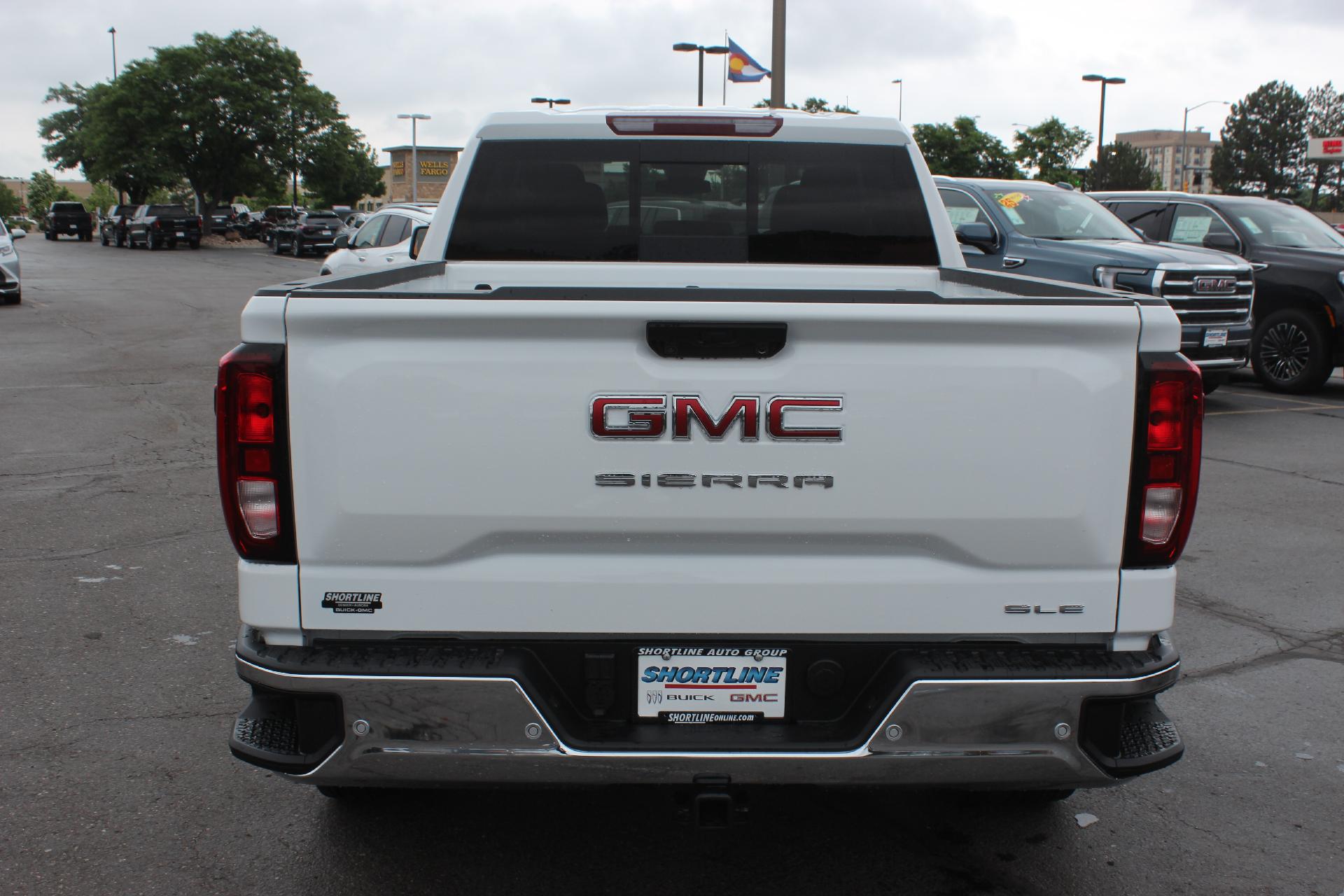 2025 GMC Sierra 1500 Vehicle Photo in AURORA, CO 80012-4011