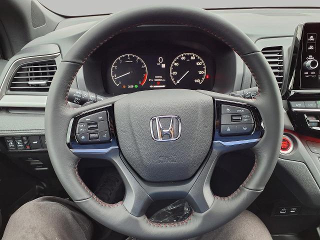 2025 Honda Odyssey Vehicle Photo in Oshkosh, WI 54904