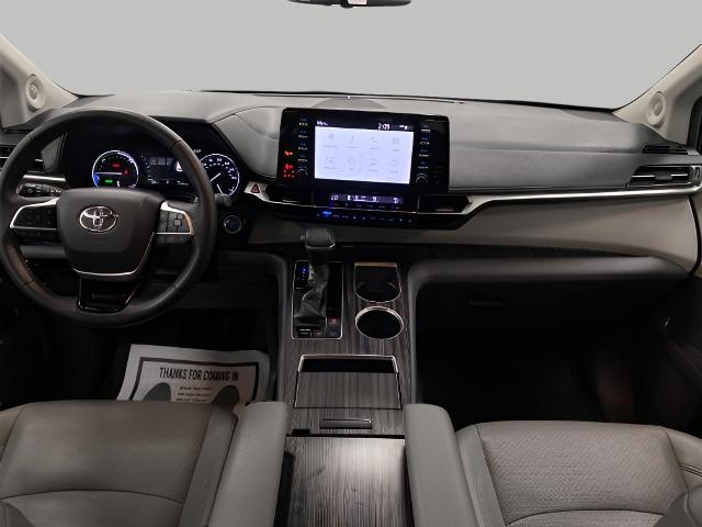 2021 Toyota Sienna Vehicle Photo in Appleton, WI 54913