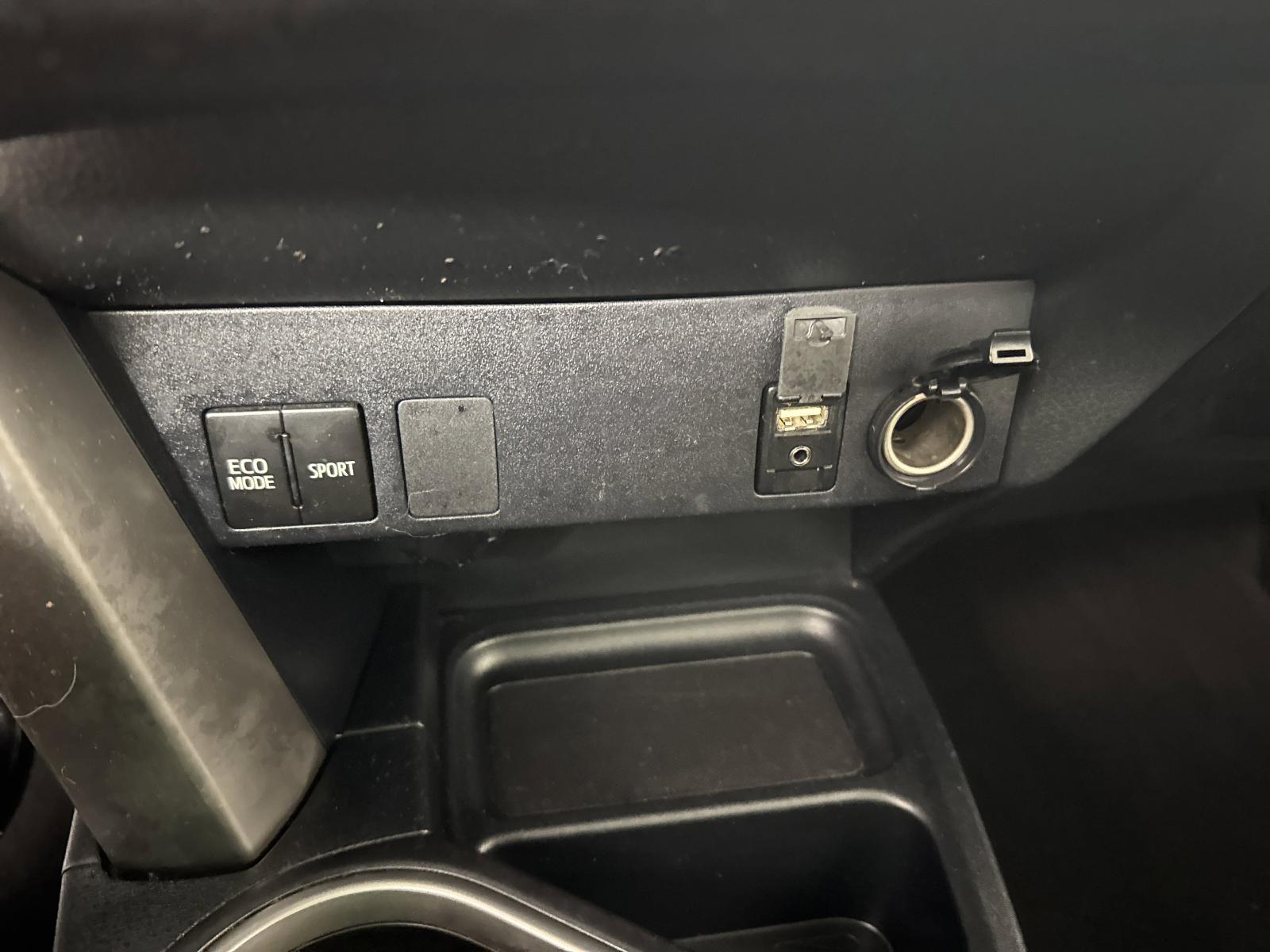 2017 Toyota RAV4 Vehicle Photo in Georgetown, TX 78626