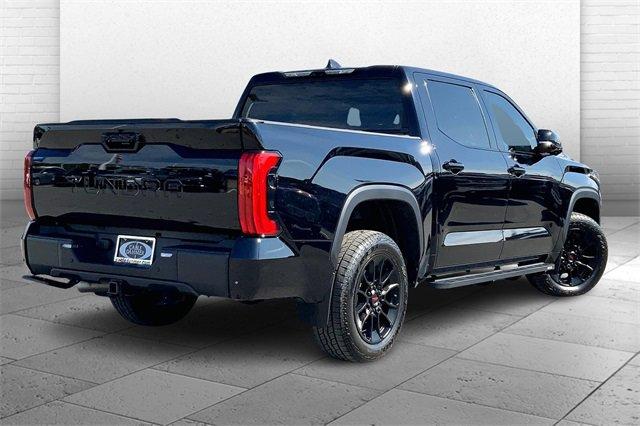 2025 Toyota Tundra 4WD Vehicle Photo in KANSAS CITY, MO 64114-4502