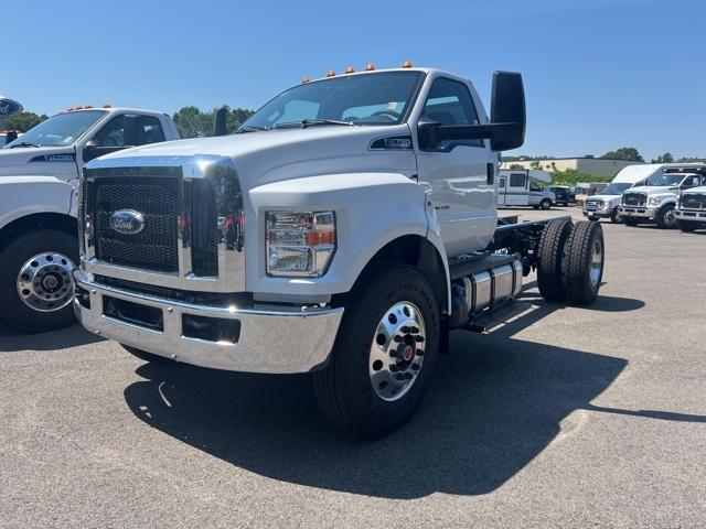 2025 Ford F-750SD Vehicle Photo in Webster, MA 01570-1415