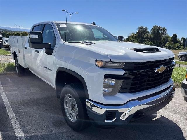 2024 Chevrolet Silverado 2500 HD Vehicle Photo in ALCOA, TN 37701-3235