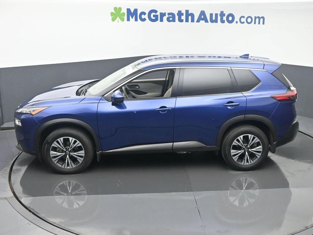 2021 Nissan Rogue Vehicle Photo in Marion, IA 52302