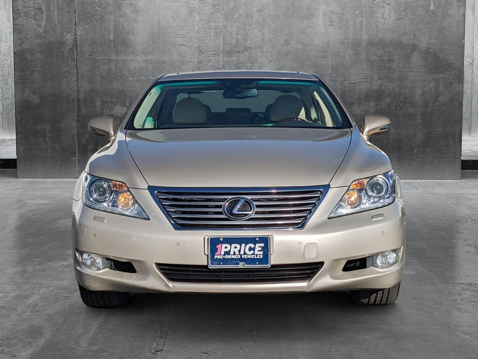 2011 Lexus LS 460 Vehicle Photo in VALENCIA, CA 91355-1705