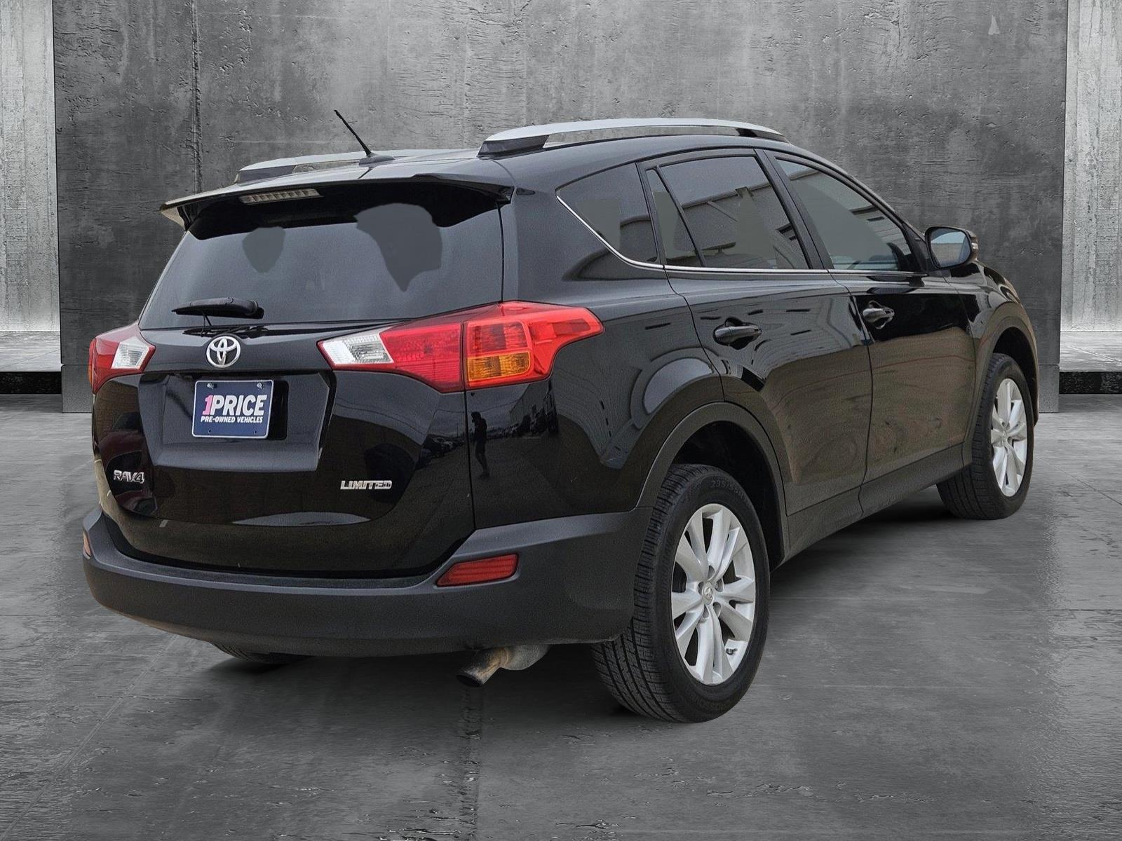 2015 Toyota RAV4 Vehicle Photo in NORTH RICHLAND HILLS, TX 76180-7199