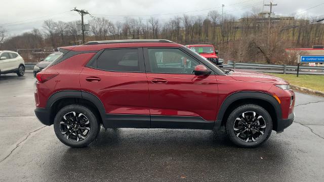 2022 Chevrolet Trailblazer Vehicle Photo in MOON TOWNSHIP, PA 15108-2571