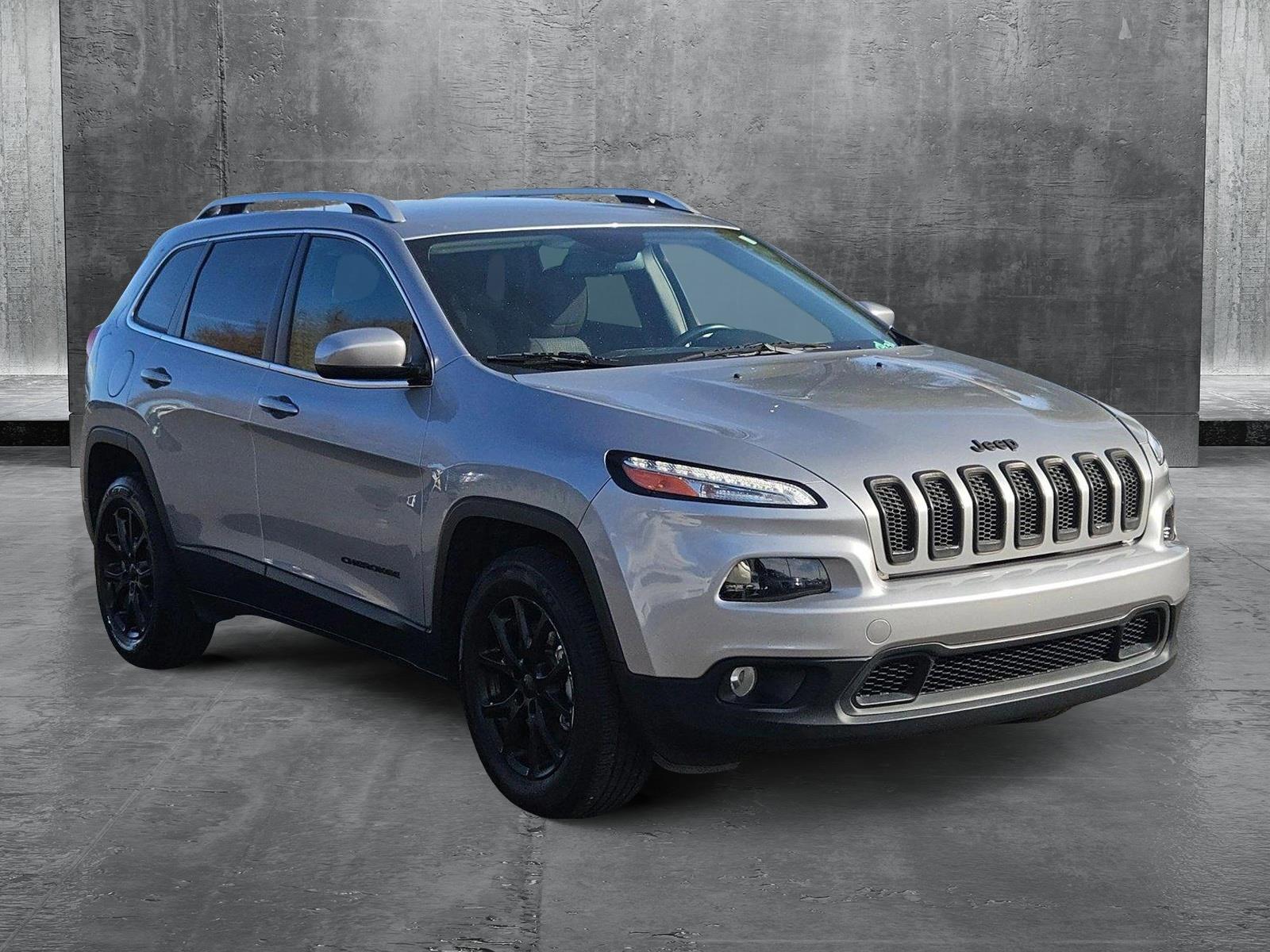 2017 Jeep Cherokee Vehicle Photo in MESA, AZ 85206-4395